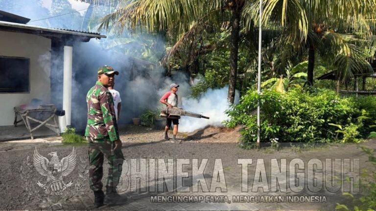 Babinsa Tegalsari Ambil Langkah Ekstrem! Dinding Asap Raksasa Kepung Mojoroto
