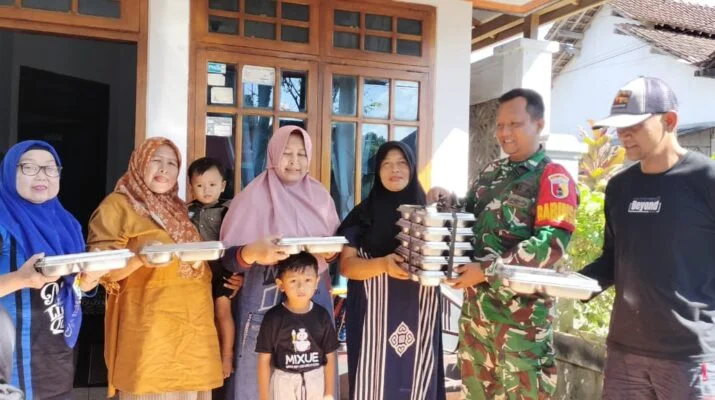 TNI Kawal Distribusi Ribuan Paket Makanan Bergizi Gratis di Sempu